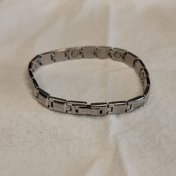 Sabona Other - Sabona Medical Magnetic Bracelet Pain Relief Arthritis Relief Size L/XL
